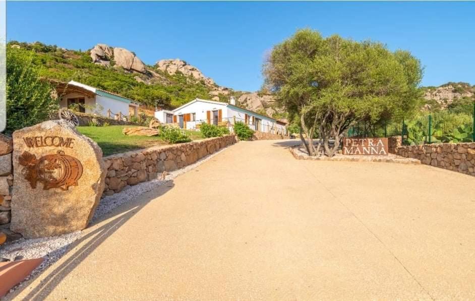 Tenuta Petra Manna Palau Exterior foto